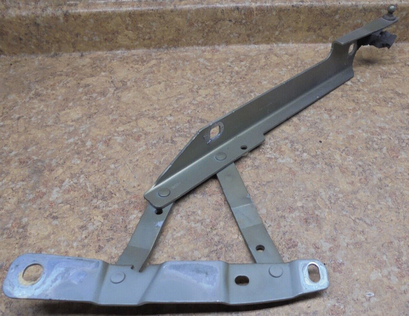 2003 Jeep Liberty Sport 3.7 L Front Hood Door Left Engine Compartment Hinge 03
