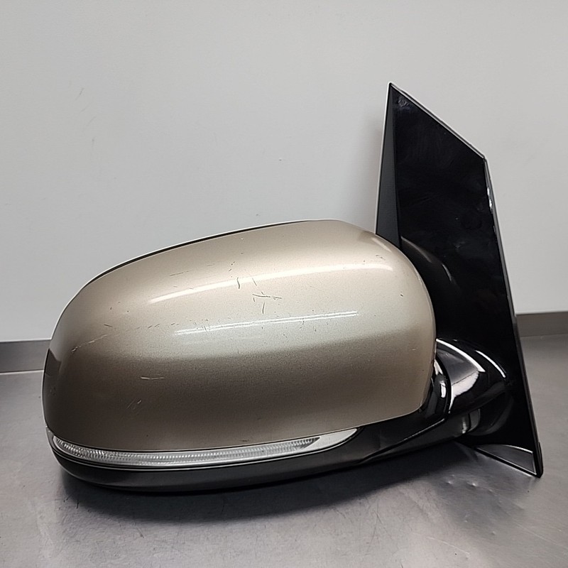 2015-2018 Kia Sedona Right Passenger Side View Power Mirror Door Power Gold OEM