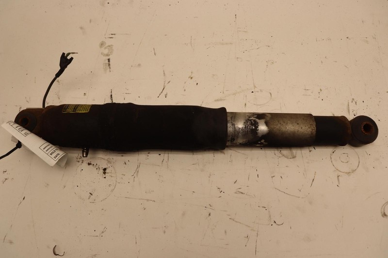 2015-2020 CHEVY TAHOE REAR LEFT SIDE AIR SUSPENSION SHOCK STRUT ABSORBER OEM