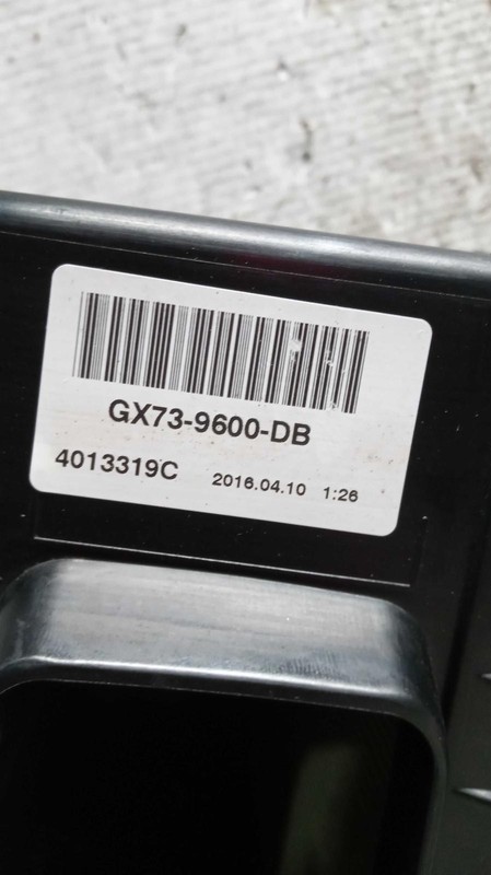 2017 Jaguar XE Air Cleaner Assembly Black OEM 645318 48K Miles Used