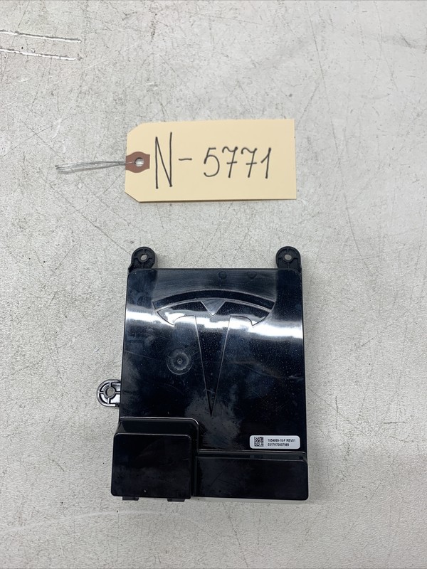 16-20 Tesla Model X Rear LH Or Rear RH Seat 2nd Row Control Module 5771 B128