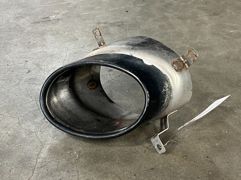 ⭐2013-2015 AUDI RS5 REAR LEFT DRIVERS SIDE EXHAUST MUFFLER TIP OEM LOT2440