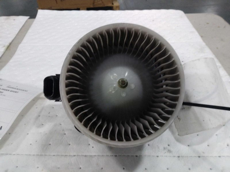 2018 Mitsubishi Outlander Sport HVAC Blower Motor OEM Black 107K Miles