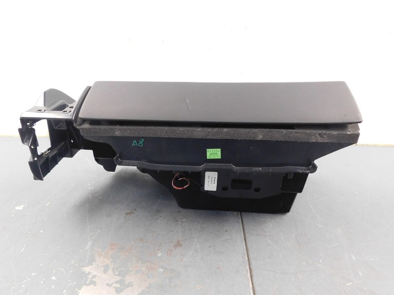 2011 10 - 12 Porsche 911 Turbo S 997 Glove Box / CD Storage #6756 G4