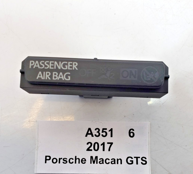 ✅ 15-18 OEM Porsche Macan GTS 95B Right Passenger Rear View Mirror Indicator 34k