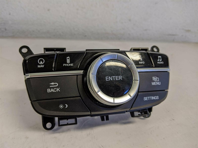 2015 2016 2017 Acura Tlx Radio Controller (Below Radio), Without Navigation Oem