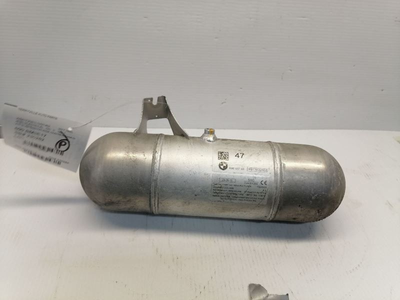 Air Suspension Ride Control Tank Reservoir 2017 BMW 750IL 6861937