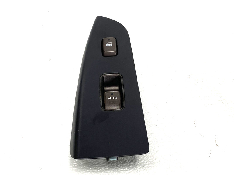 03 04 05 LEXUS GX470 FRONT RIGHT PASS SIDE POWER WINDOW DOOR SWITCH OEM #A0.15
