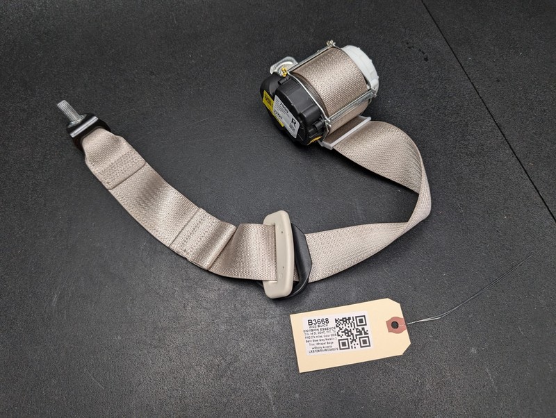 Rear Right Seat Belt Retractor 2022 Buick Envision 84887999 2021 2023
