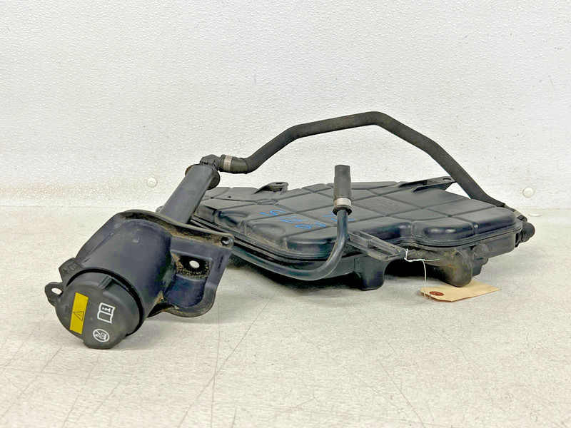 ⭐2013-2015 BMW 750I FRONT COOLANT EXPANSION TANK RESERVOIR BOTTLE OEM OT2715
