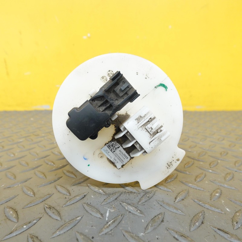 2018-2024 BUICK ENCLAVE FUEL GAS TANK PUMP LEVEL SENDING UNIT OEM 84702669