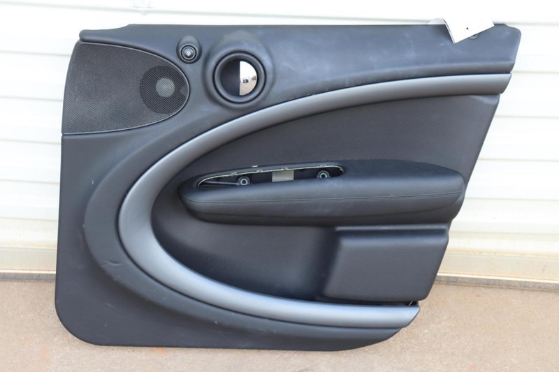 2012-2016 MINI COOPER COUNTRYMAN R60 FRONT RIGHT PASSENGER DOOR PANEL TRIM OEM