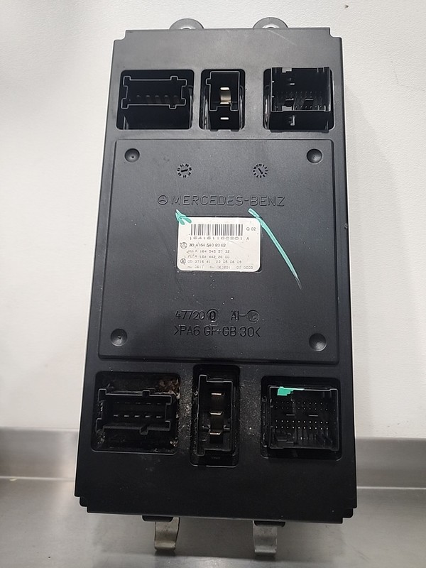 06-12 MERCEDES R350 R500 GL450 ML350 FRONT SIGNAL ACQUISITION MODULE SAM OE AT