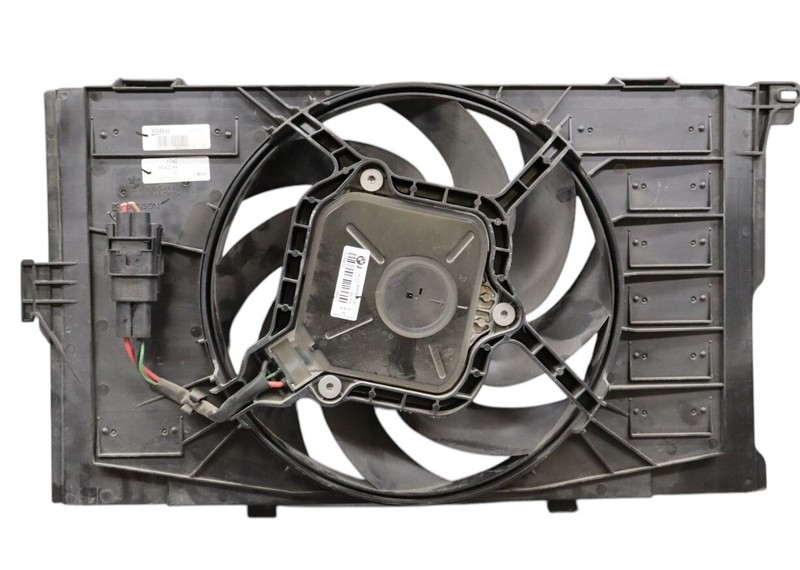 14-21 BMW i3 I01 Hybrid Motor Engine Cooling Radiator Fan Shroud Assembly Oem
