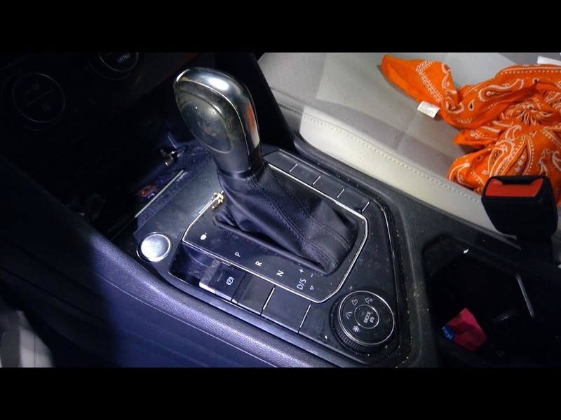 2020 TIGUAN Automatic Transmission Shifter 1566119