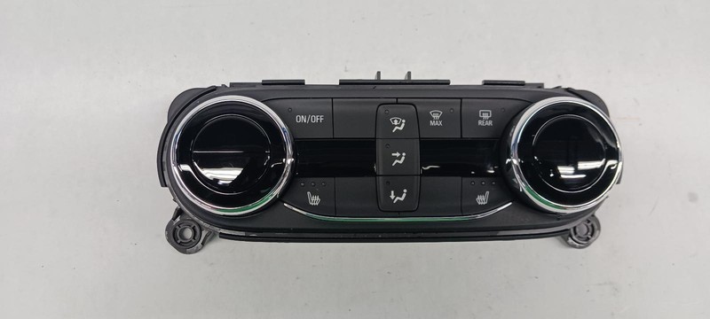 2024 CHEVROLET TRAX Heat AC Controller 42854938 OEM 24