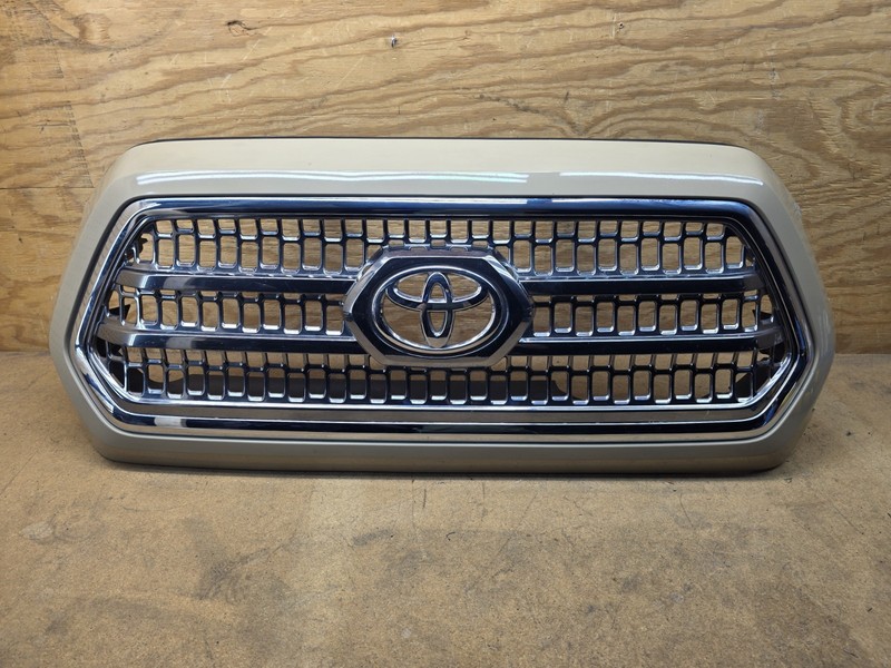 2017 18 19 20 TOYOTA TACOMA TRD OFF ROAD GRILLE CHROME W/EMBLEM 53114-04160 OEM