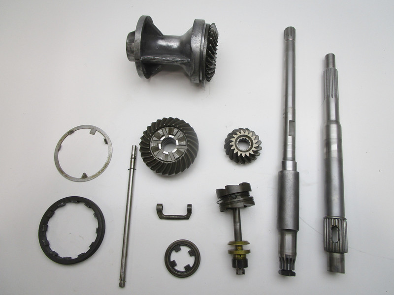 42933 42934 42634 Mercruiser Alpha One Gen I Prop / Drive Shafts & Gear Set NLA