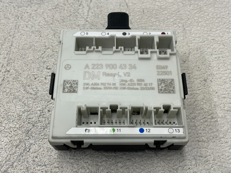 23 24 25 Mercedes EQS450 SUV X296 Rear Left Driver Door Control Module 1627 OEM