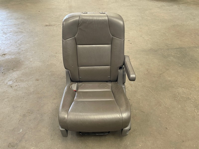 ⭐2011-2017 HONDA ODYSSEY REAR LEFT 2ND SECOND ROW SEAT CUSHION ASSY OEM LOT2493