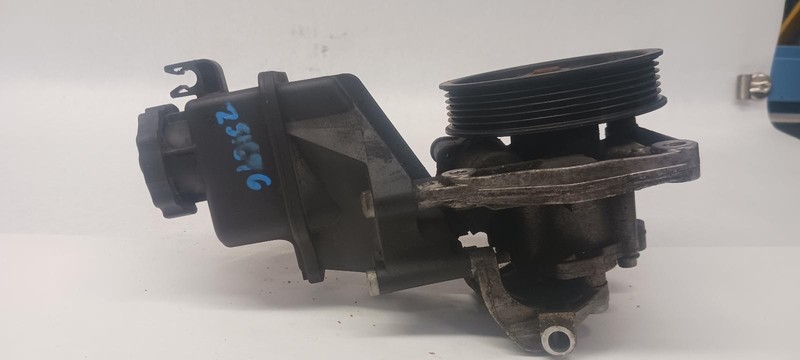 12-'14 MERCEDES C300 Steering Pump 101k miles OEM 1 Year Warranty!