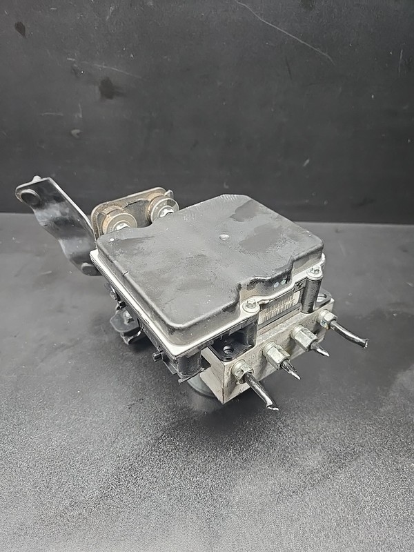 2008-2013 Infiniti G37 Coupe ABS Pump Control Module Assembly RWD OEM 47660JL50A