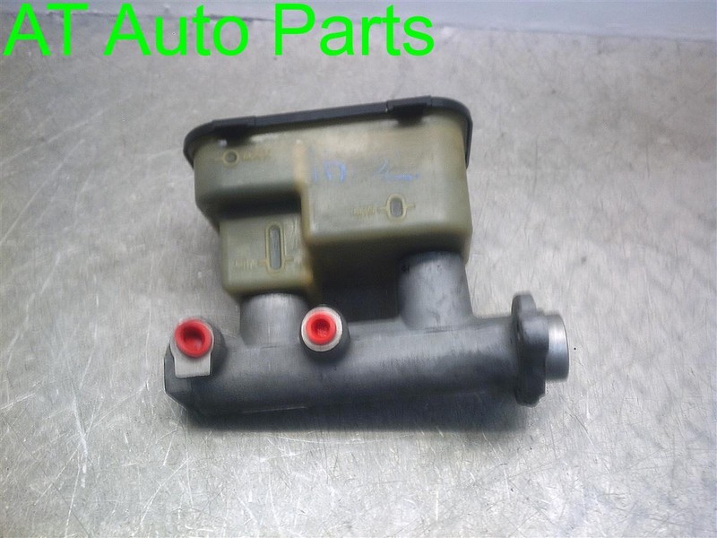 96 97 98 99 00 01 02 EXPRESS SAVANA 1500 2500 BRAKE MASTER CYLINDER 19209268