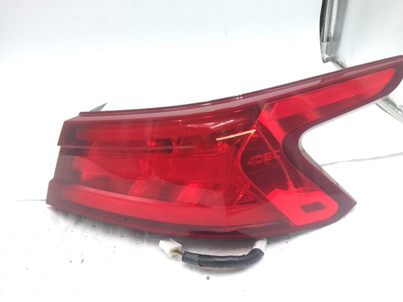 2018 Nissan Maxima Left Tail Light Assembly Black 66729 Used 127K Miles