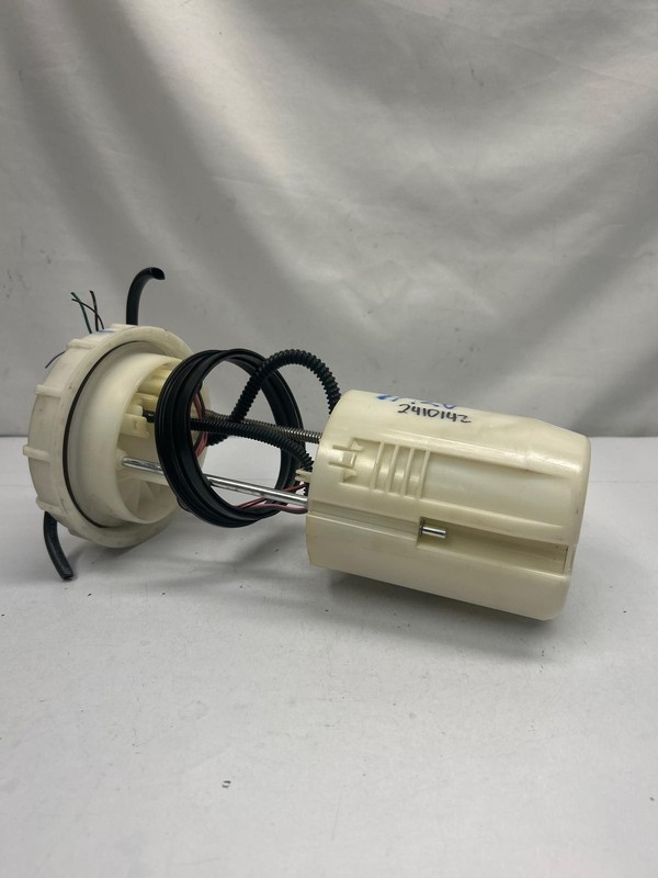 2006 2007 2008 Ford F150 Pickup fuel pump assembly crew cab