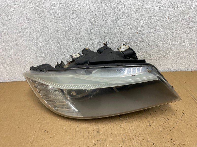 2009-2011 BMW 3 Series 328i 4/D Sedan Headlight Halogen Right Passenger AD1082