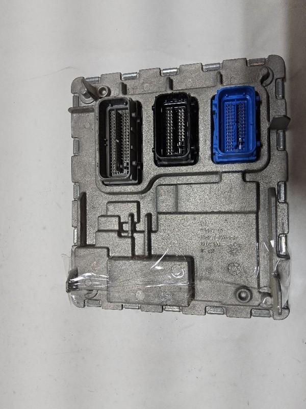 Engine ECM Electronic Control Module Fits 25 MALIBU 3597981