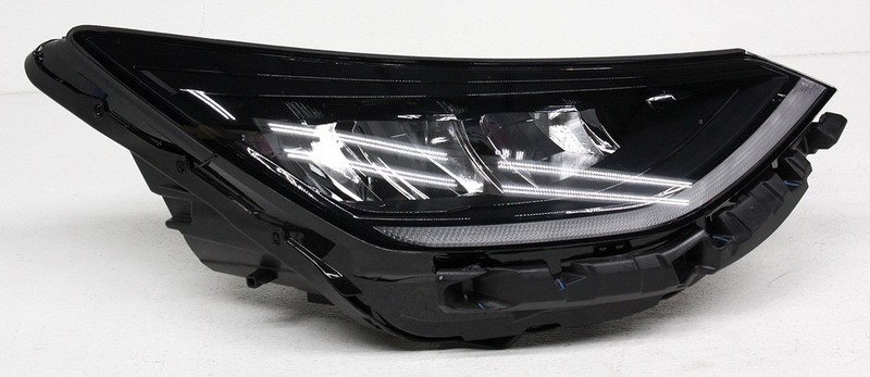 OEM Hyundai Sonata (US built) Right Passenger Side LED Headlamp Lens Flaws
