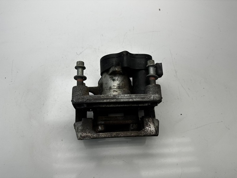 2022-2024 HYUNDAI IONIQ 5 RWD REAR RIGHT PASSENGER SIDE BRAKE CALIPER OEM