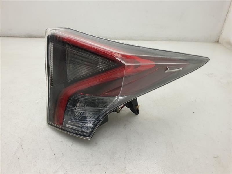 16-18 TOYOTA PRIUS FOUR PASSENGER SIDE REAR RIGHT TAIL LIGHT