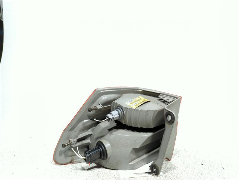 Used Left Tail Light Assembly fits: 2011 Jeep Grand cherokee quarter panel mount