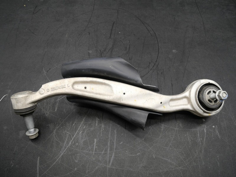 Used Front Driver Left Lower Control Arm LH 2016-2024 Chevy Camaro SS 6.2L OEM