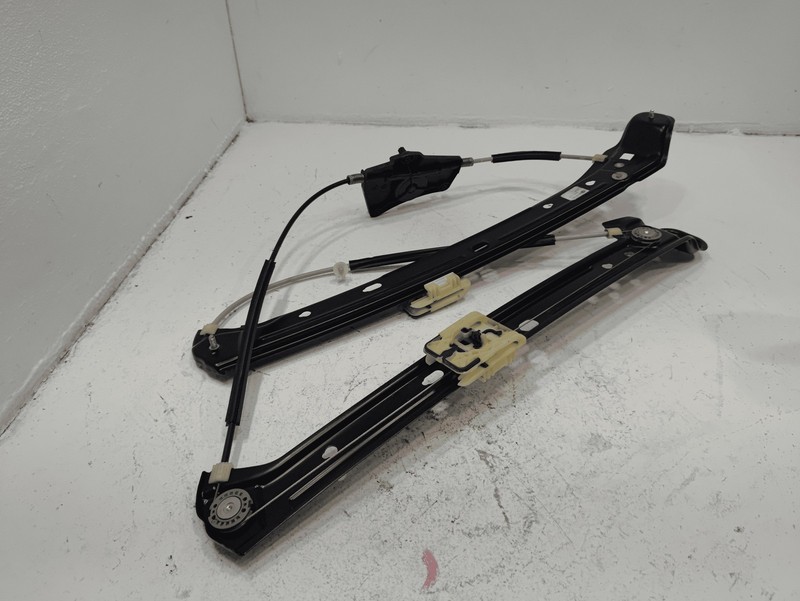 Volkswagen Atlas 2018-2025 Front Right Passenger Side Door Window Regulator OEM