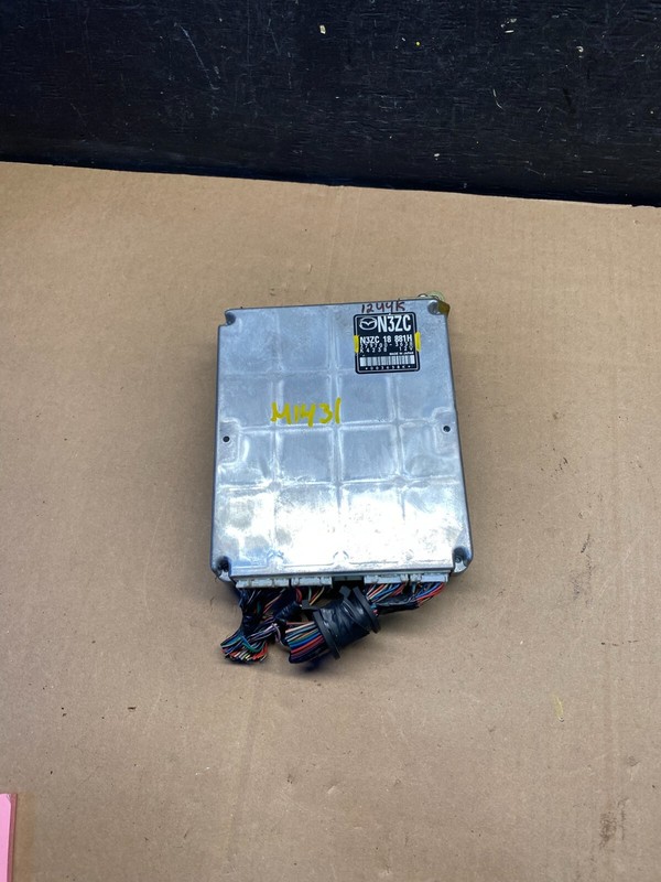 Mazda Module Powertrain Control M1431