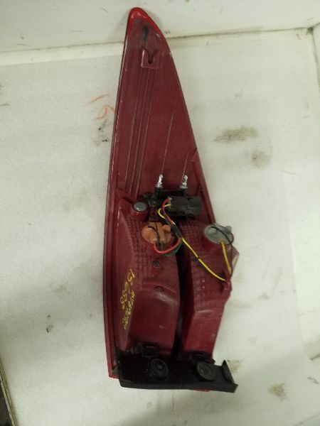 Driver Tail Light SWB Sport Incandescent Bulb Fits 13-16 SANTA FE 1961103