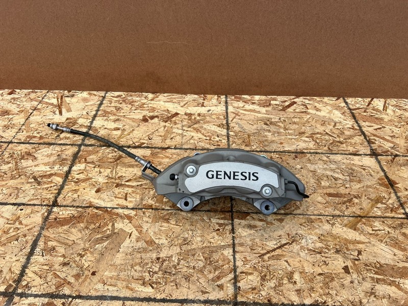 GENESIS GV70 2022-2026 OEM FRONT LEFT DRIVER BRAKE CALIPER ASSEMBLY
