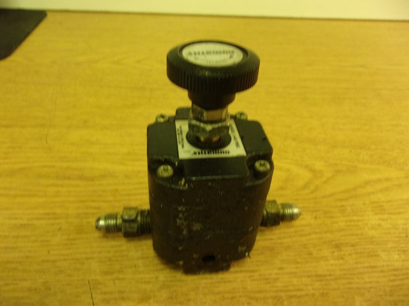 Numatics R800-02D Regulator