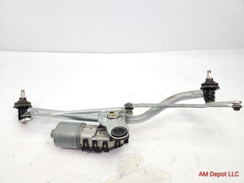 2004 BMW 330ci 325ci 325i 330i E46 Windshield Wiper Arm Motor Linkage 7071693