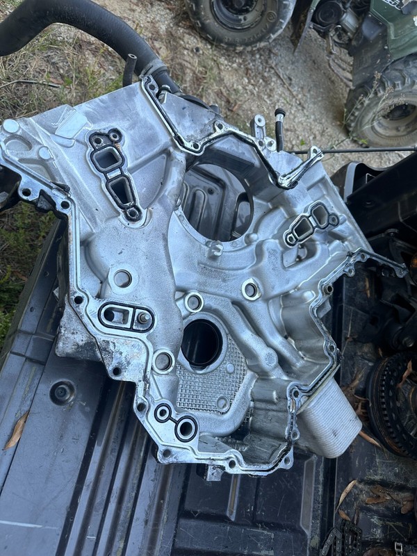 16-19 Nissan Titan XD 5.0L CUMMINS OEM ENGINE TIMING CHAIN FRONT COVER 4390748