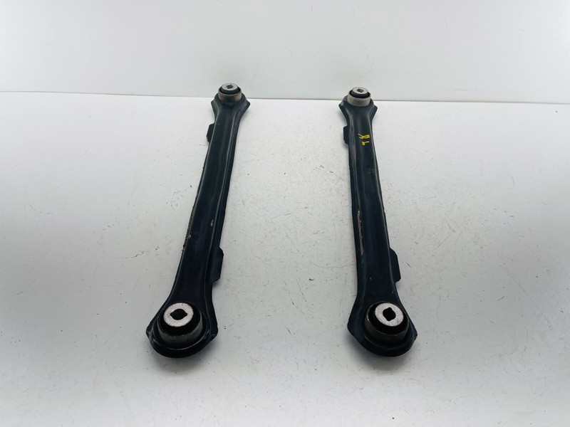 15-22 Jeep Renegade Rear right left Forward Seat Control Arm 68246742AA SET OEM