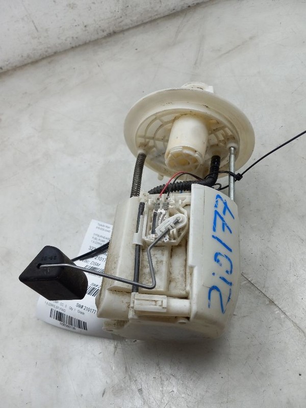 14-19 TOYOTA COROLLA 1.8L FWD AT GAS FUEL PUMP