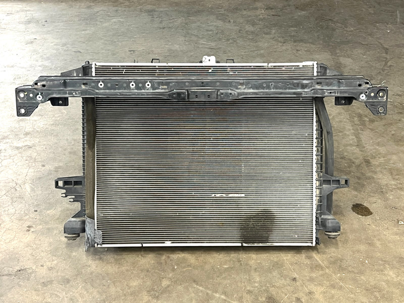 ⭐2016-2018 NISSAN TITAN XD 5.0L ENGINE COOLING RADIATOR SHROUD ASSY OEM LOT2629