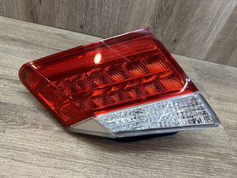 2013-2015 HONDA ACCORD LH TAIL LIGHT ASSY OEM