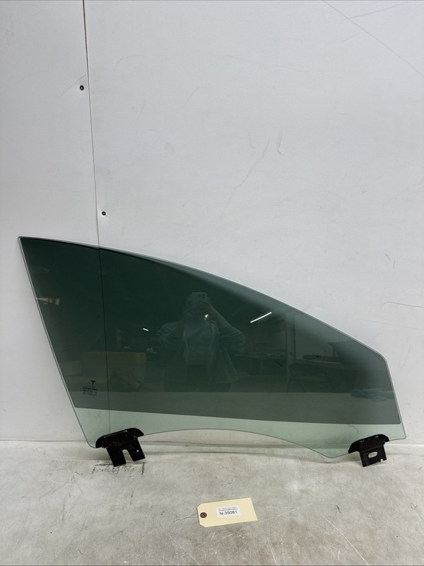 ⚡️Tesla Model S Front Right Side Door Window Glass 43R-001074 35081 S1