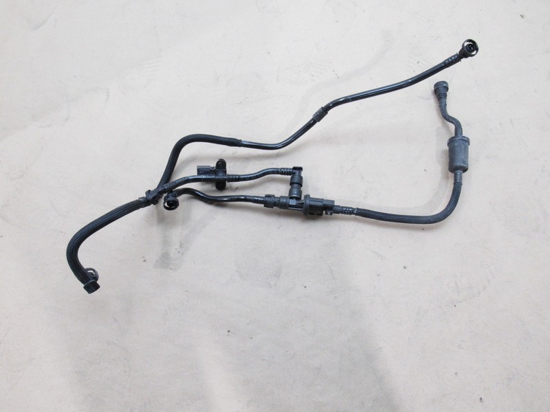 BMW M235i F44 2023 Fuel Gas Breather Hose Pipe Line Tube 20-25 *