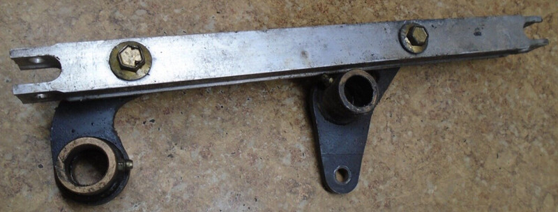 2001 Snowmobile Polaris RMK 800 Rocky Suspension Steering Stem Arm Linkage Mount